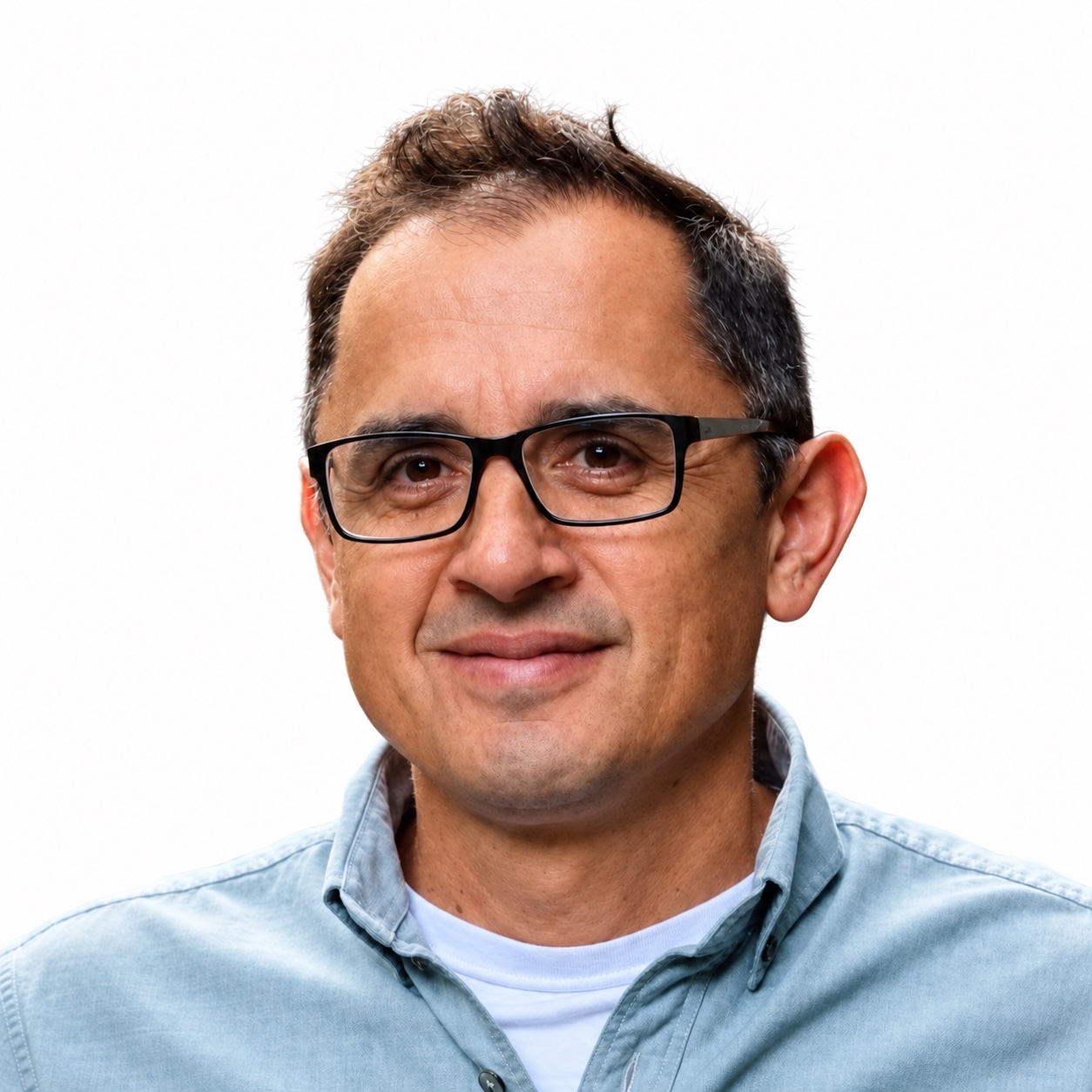 Cisco Martinez, Co-founder and Creative Director of GroundBreak Media